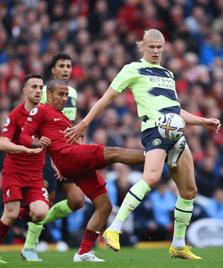 萨拉赫在公牛比赛中最后时刻胜出，比赛局势复杂引发热议！引发球迷热议的简单介绍-九游网页官网入口